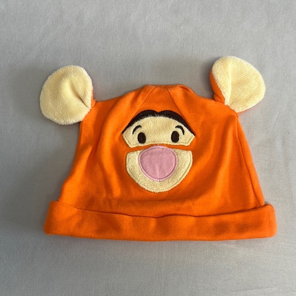 Disney - Winnie the Pooh - Tigger Orange Baby Hat - Picture 1 of 3